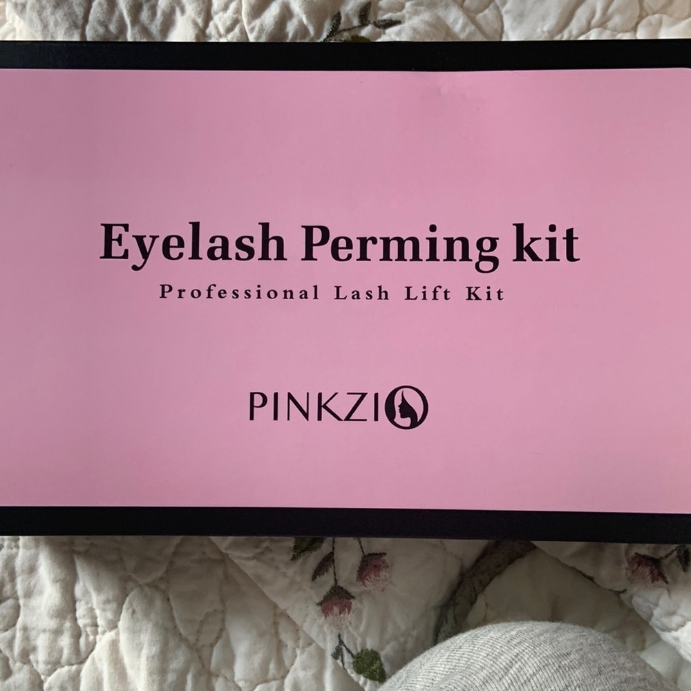 Brand new profesional salon grade eyelash perming kit